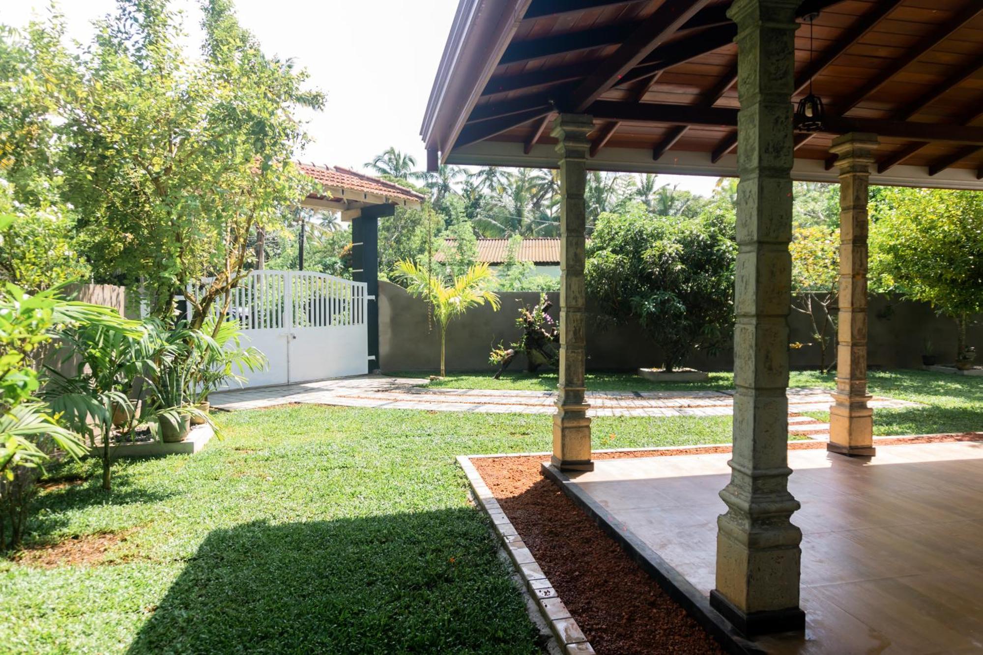 Villa Tropical Oasis Балапития Экстерьер фото